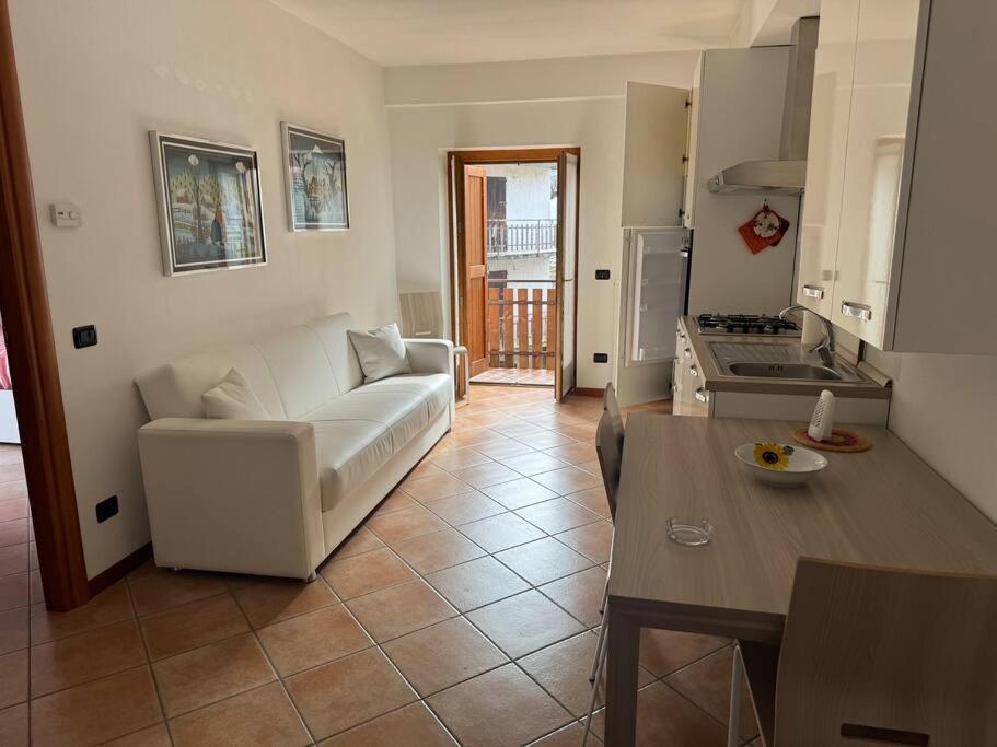 Suite Panoramica Casa Vacanza Di Alex G Oltre il Colle Esterno foto